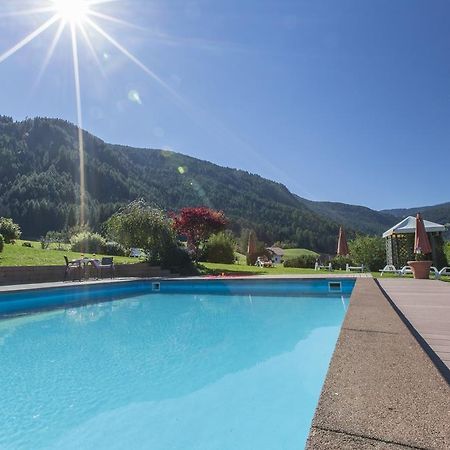 Hotel Lindnerhof San Lorenzo di Sebato Esterno foto