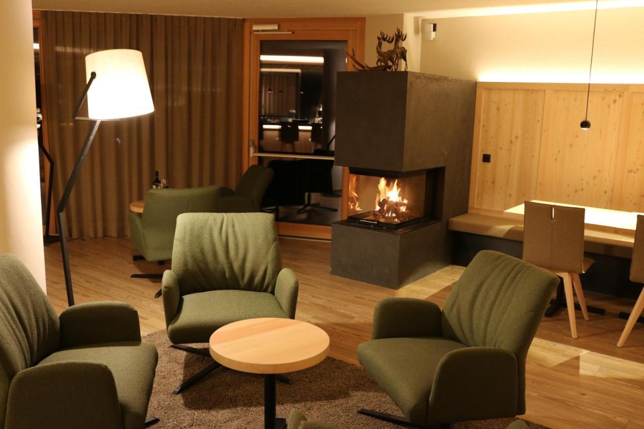 Hotel Lindnerhof San Lorenzo di Sebato Esterno foto