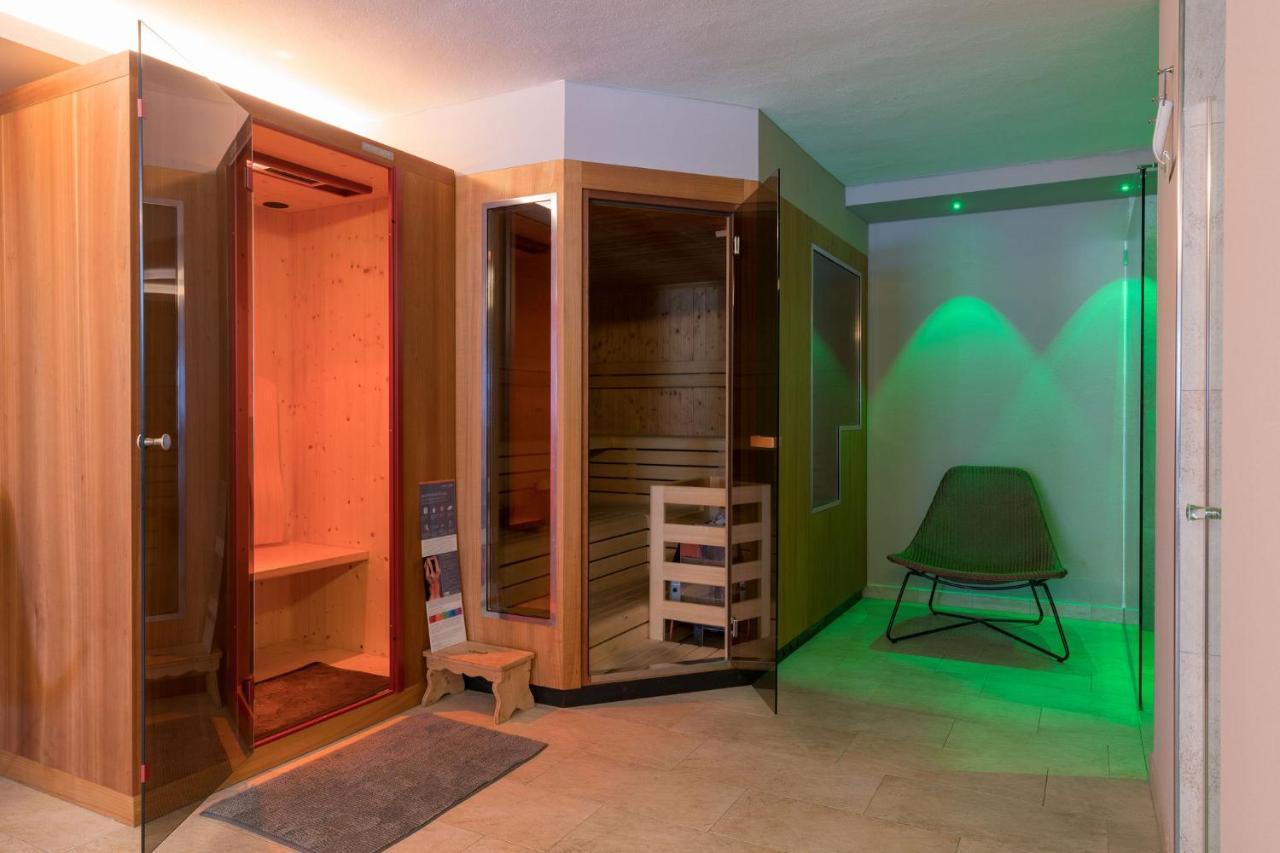 Hotel Lindnerhof San Lorenzo di Sebato Esterno foto