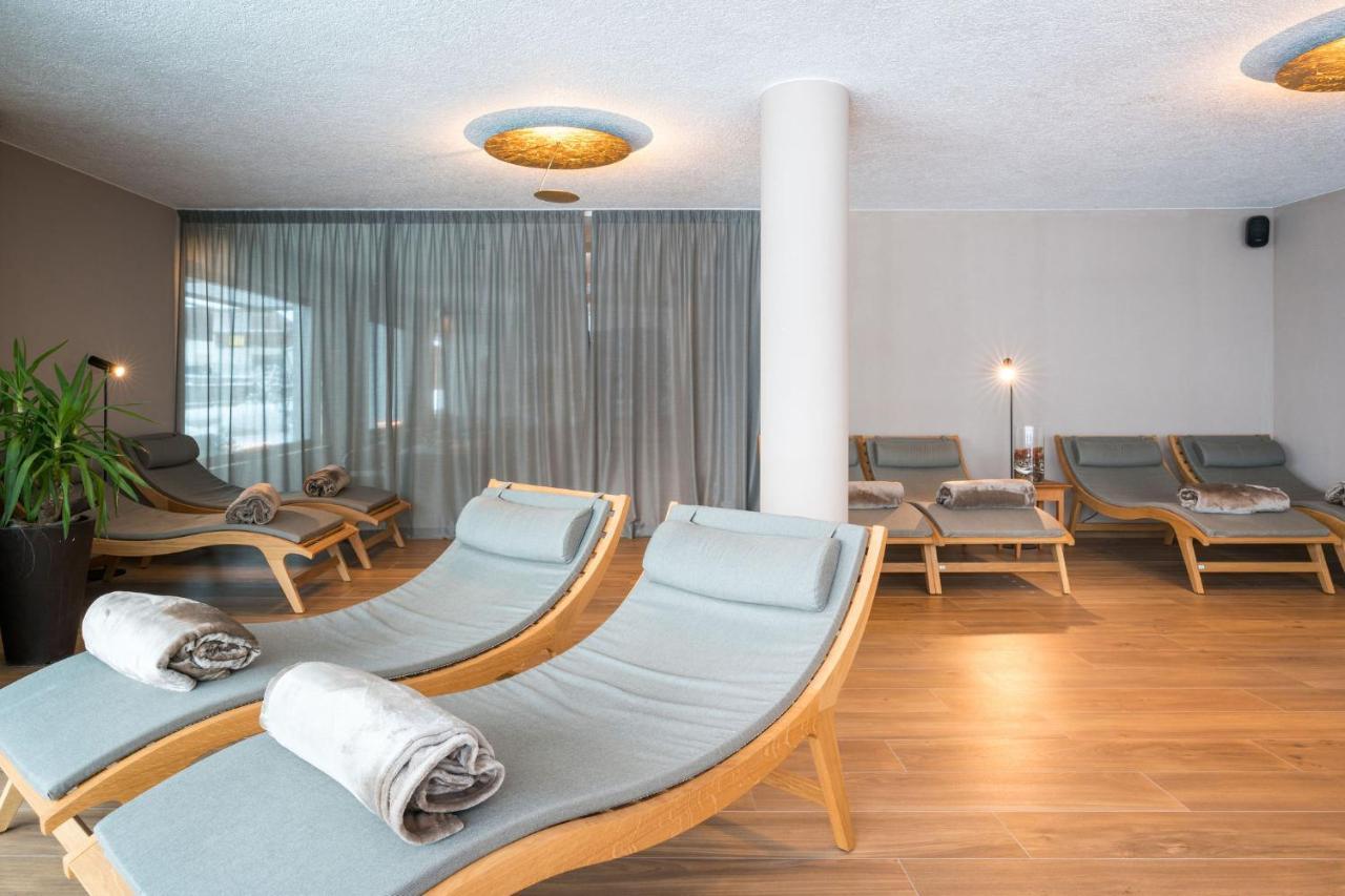 Hotel Lindnerhof San Lorenzo di Sebato Esterno foto