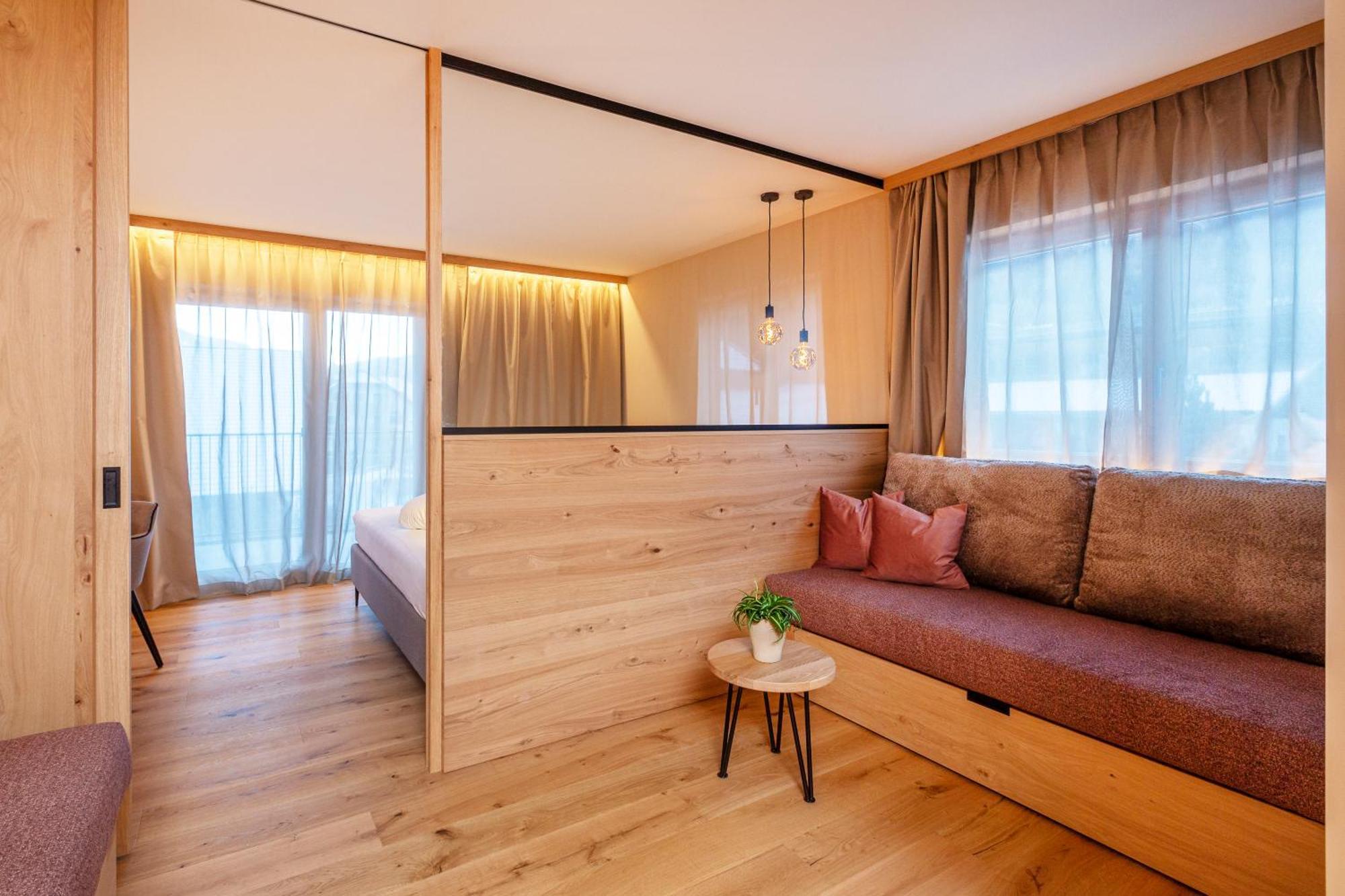 Hotel Lindnerhof San Lorenzo di Sebato Esterno foto